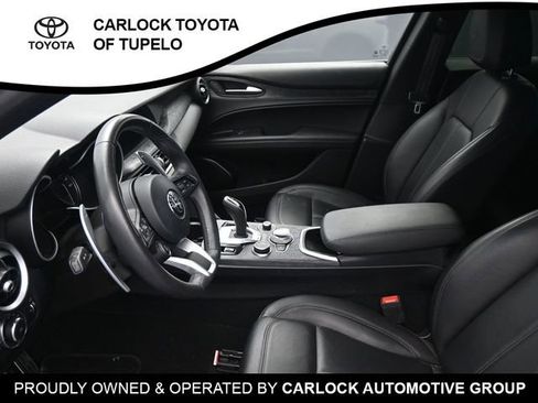 Used 2022 Alfa Romeo Stelvio Sprint image 11