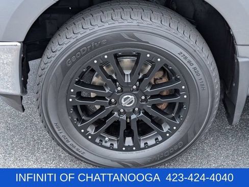 Used 2018 Nissan Titan SL AWD/4WD image 29