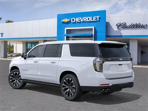 New 2026 Chevrolet Suburban High Country image 5