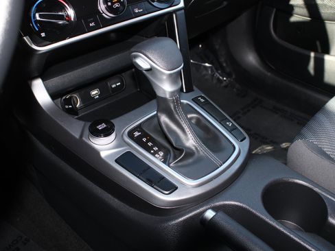 Certified 2023 Kia Seltos LX image 13