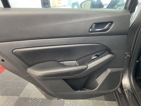 Used 2023 Nissan Altima 2.5 SV image 15