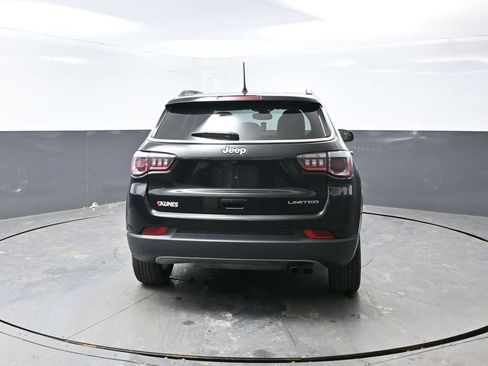 Used 2019 Jeep Compass Limited image 12