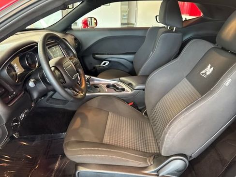Used 2017 Dodge Challenger R/T Scat Pack RWD image 14
