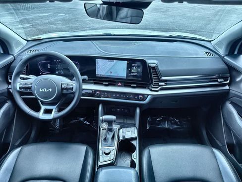 Certified 2025 Kia Sportage EX FWD image 24