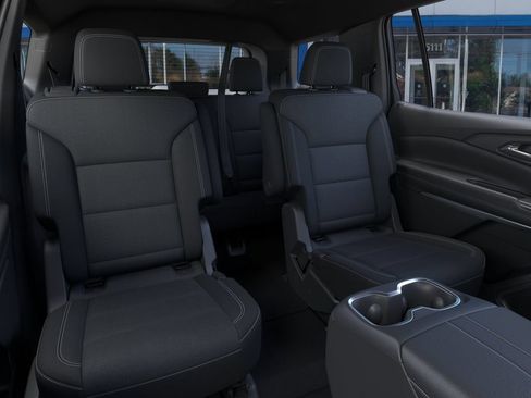 New 2027 Chevrolet Traverse LT AWD/4WD image 17