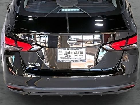 Used 2025 Nissan Versa SV w/ Trunk Package image 11