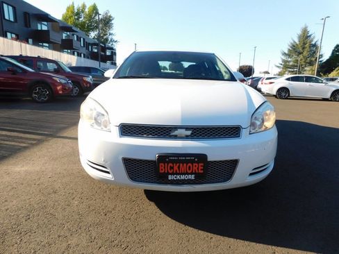 Used 2014 Chevrolet Impala LT w/ LT Sunroof Package image 18