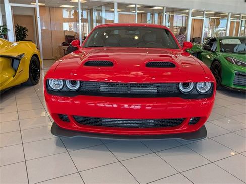 Used 2022 Dodge Challenger SRT Hellcat Redeye image 3