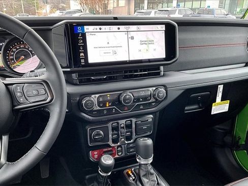 New 2026 Jeep Wrangler Unlimited Rubicon image 6