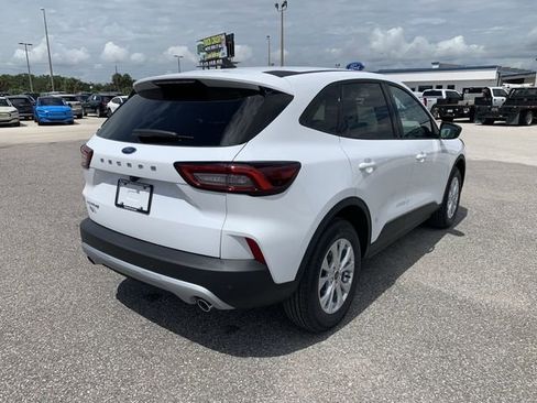 New 2025 Ford Escape Active w/ Tech Pack #1 FWD image 4