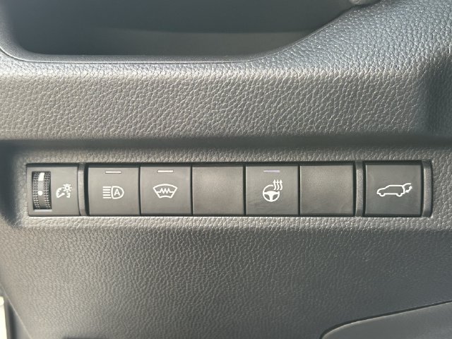 Certified 2023 Toyota RAV4 XLE Premium AWD/4WD image 25