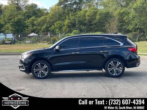 Used 2020 Acura MDX SH-AWD w/Technology Pkg image 4