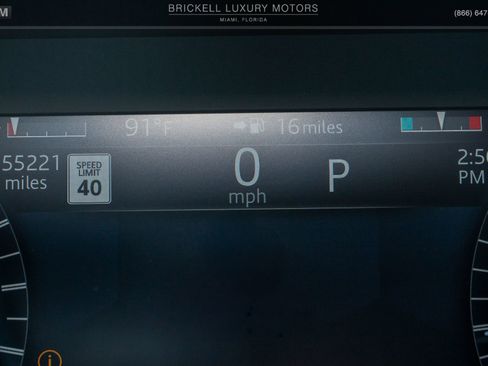 Used 2023 Land Rover Discovery S R-Dynamic image 34