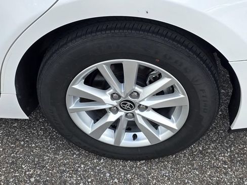 Used 2025 Toyota Camry LE FWD image 33