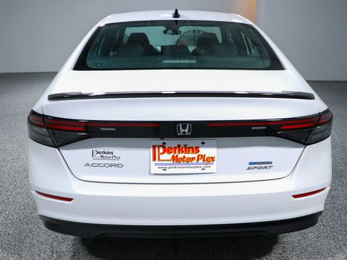 Used 2023 Honda Accord Sport image 8