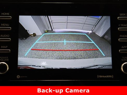 Used 2024 Toyota Camry LE image 20