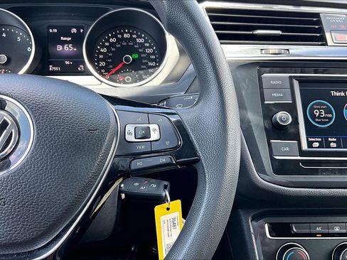 Used 2019 Volkswagen Tiguan S FWD image 20