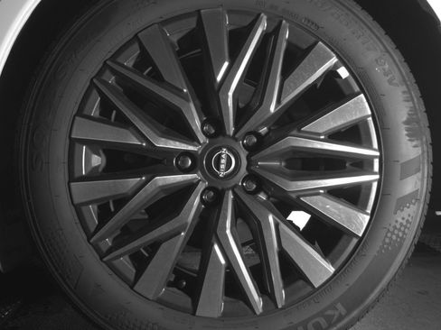 Used 2025 Nissan Altima 2.5 SV FWD image 17