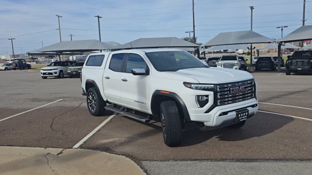 Used 2024 GMC Canyon Denali AWD/4WD image 39