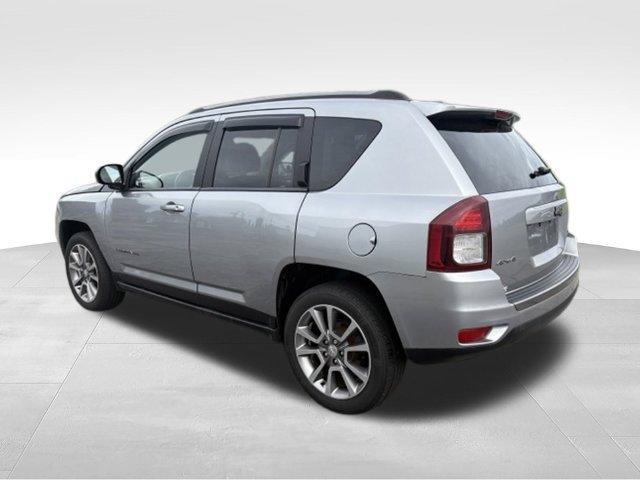 Used 2017 Jeep Compass Sport w/ Power Value Group AWD/4WD image 2