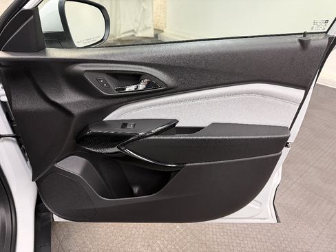 New 2026 Chevrolet Trax LT image 13