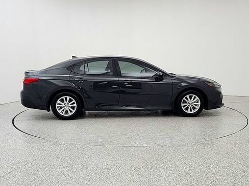 Used 2025 Toyota Camry LE FWD image 4