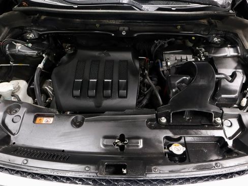 Used 2018 Mitsubishi Eclipse Cross SEL image 17