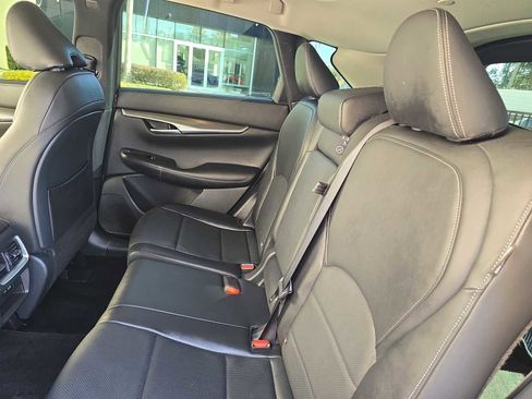 Certified 2024 INFINITI QX50 Luxe w/ Accent Package image 12