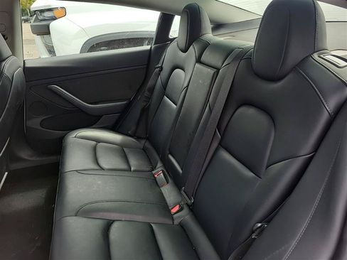 Used 2023 Tesla Model 3 Standard Range RWD image 7