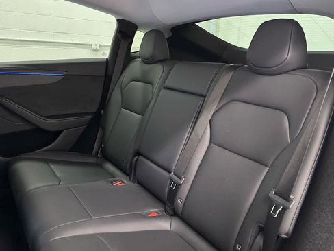 Used 2026 Tesla Model Y Long Range image 16