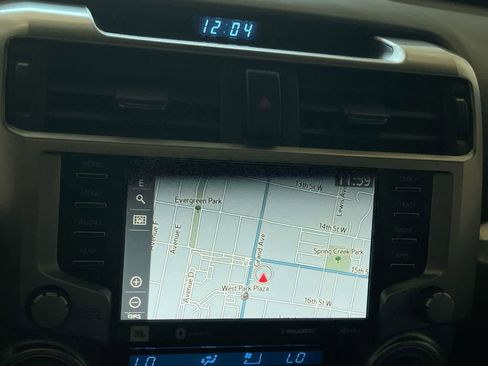 Used 2021 Toyota 4Runner Limited AWD/4WD image 18