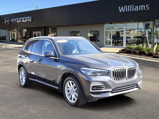 Used 2021 BMW X5 xDrive40i w/ Convenience Package AWD/4WD image 1