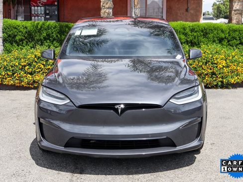 Used 2023 Tesla Model X image 3
