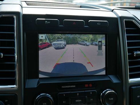 Certified 2017 Ford F250 XLT w/ XLT Premium Package AWD/4WD image 27