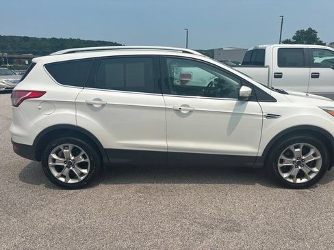 Used 2014 Ford Escape Titanium AWD/4WD image 2