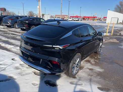 New 2026 Buick Envista Avenir image 6