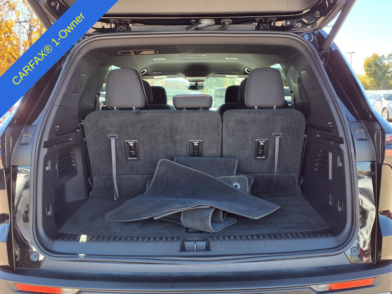 Used 2026 Chevrolet Traverse LT w/ Driver Confidence Package FWD image 11