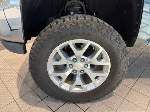 Used 2017 Chevrolet Silverado 1500 LT w/ Texas Edition image 9