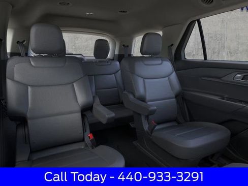 New 2026 Ford Explorer Active w/ Active Comfort Package image 13