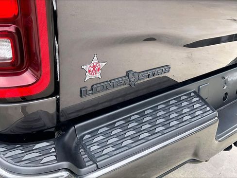 Used 2025 RAM 2500 Lone Star image 30