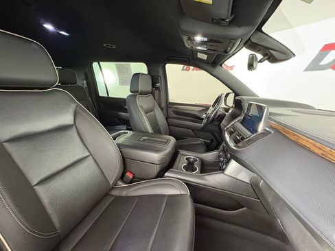 Used 2022 Chevrolet Suburban Premier RWD image 44