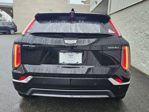 New 2026 Cadillac Optiq Luxury 2 image 6