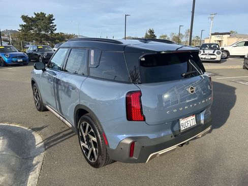 Used 2025 MINI Cooper Countryman S image 3