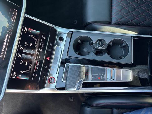 Used 2023 Audi S6 Prestige w/ Prestige Package image 15