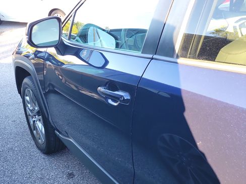 Used 2021 Toyota RAV4 XLE Premium image 25