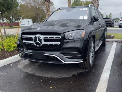 Used 2023 Mercedes-Benz GLS 450 4MATIC w/ AMG Line Exterior image 10