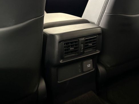 Certified 2025 Toyota 4Runner TRD Off-Road Premium AWD/4WD image 36