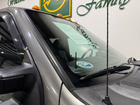 Used 2011 Ford F350 Lariat image 46