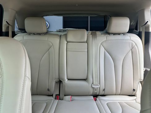 Used 2020 Lincoln Nautilus Reserve FWD image 13