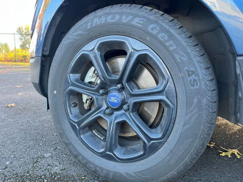 Used 2021 Ford EcoSport SE image 28